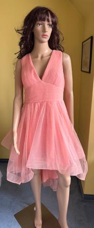 Kleid V-Ausschnitt Tüll mit gestuften Plissee Gr.42 NEU