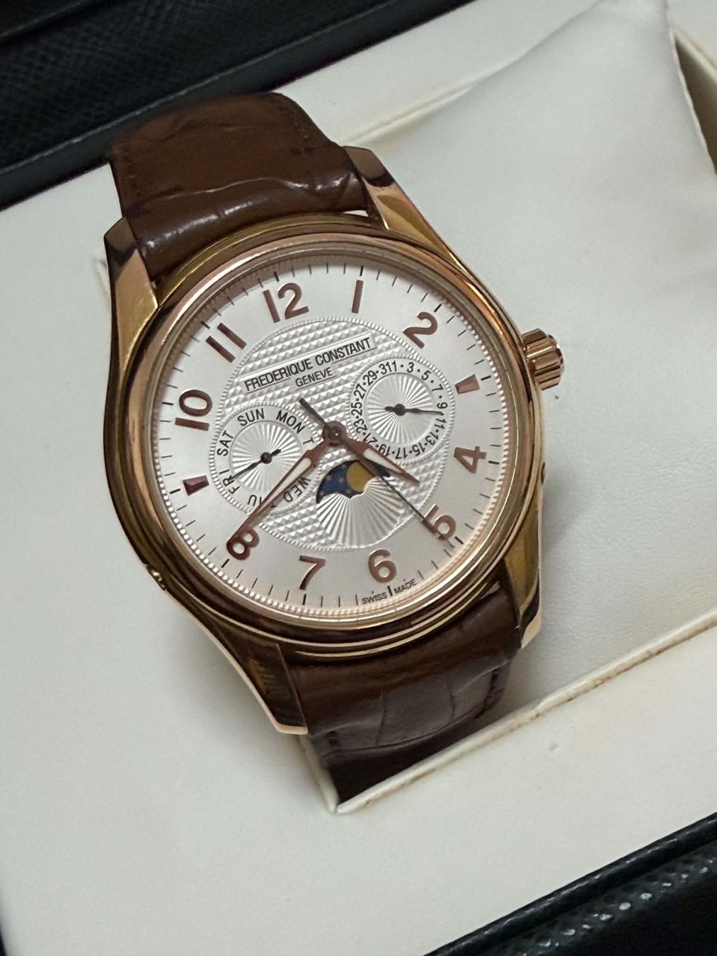 Frederique Constant Montres: Frederique Constant Runabout Calendar Automatic Limited – D'occasion à Biel par sml_2vfx