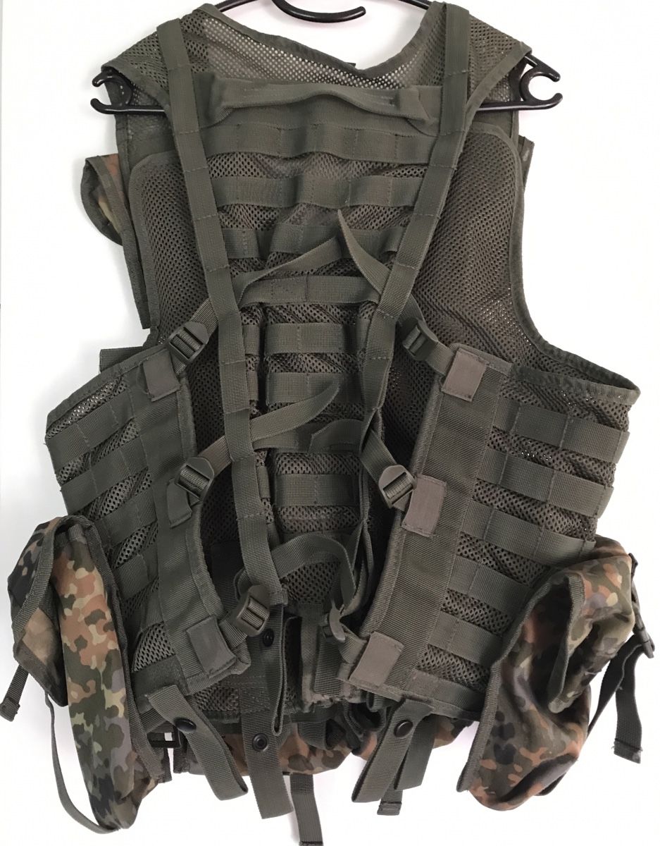 Gilet & Giacche: Mil-Tec Einsatzweste Tactical, one-size, neu – Nuovo (secondo la descrizione) da Ebnat-Kappel venduto da Molton 1