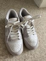 Nike Dunk Low weiss/grau Damen Grösse 37.5
