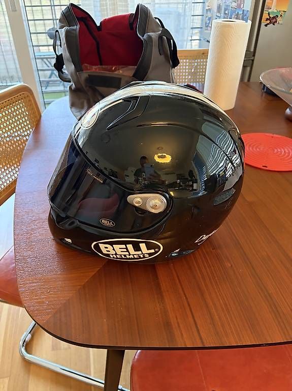 Caschi & visiere: Casque moto BELL  état impeccable – Usato da Grand-Lancy venduto da cuitcuit97 2