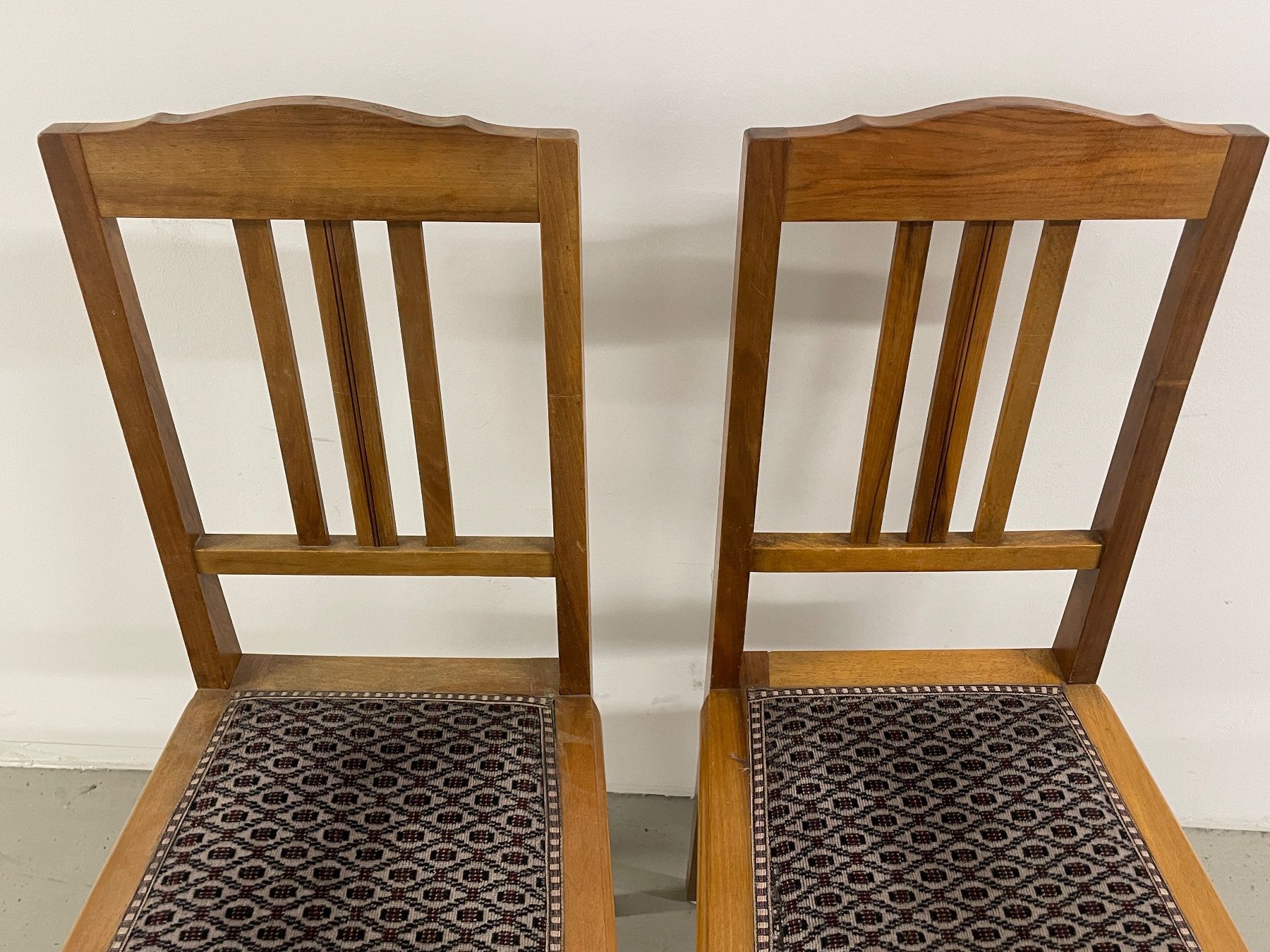 Chaises: 2 Biedermeier Holzstühle Super Zustand – D'occasion à Volketswil par rubin74 3