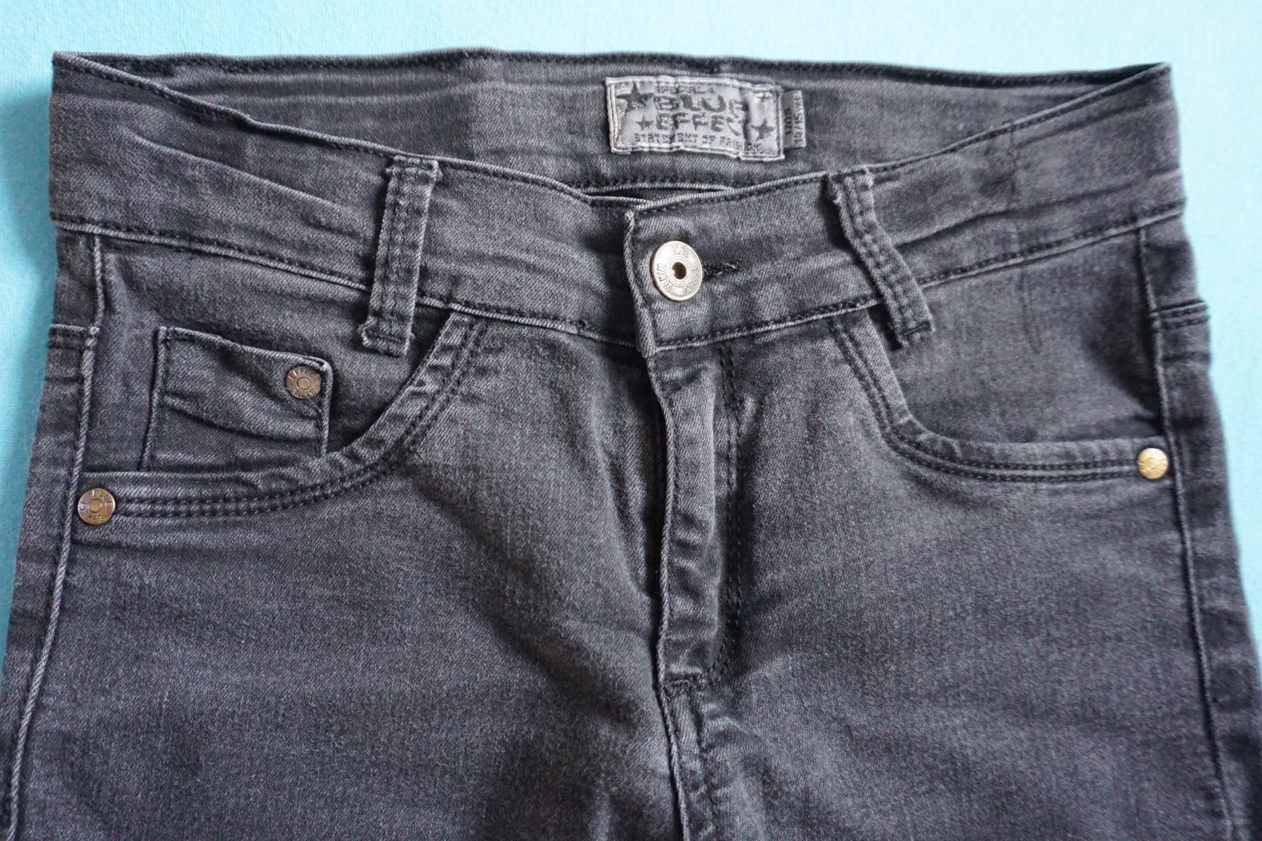 Pantaloni: Hose Gr.170 14/15 Jährig – Usato da Zürich venduto da einalemjena 1