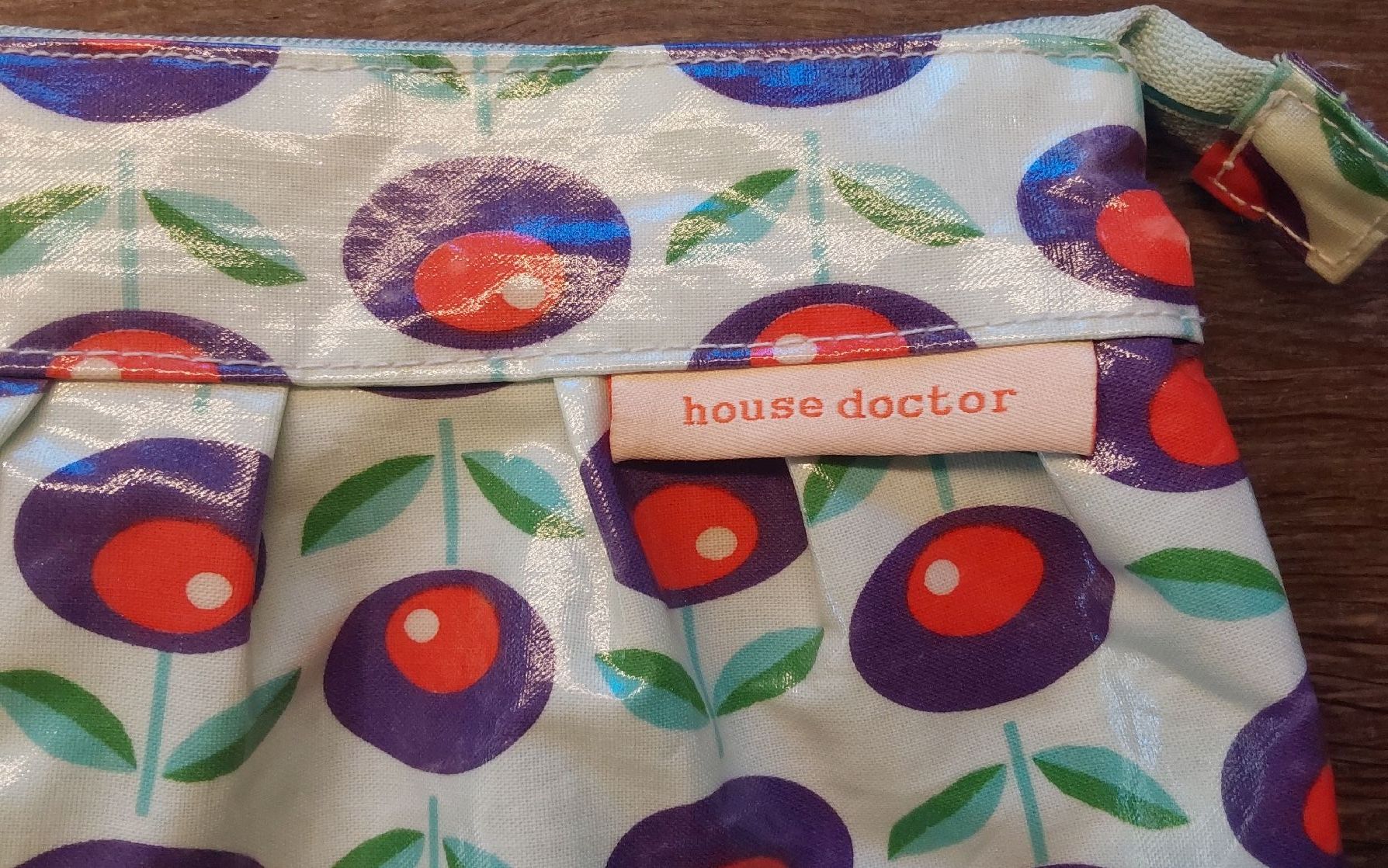 Custodie per cosmetici: Etui Necessaire house doctor – Usato da Köniz venduto da scopello12 2