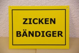 ZICKEN BÄNDIGER - Schild - Postkarte