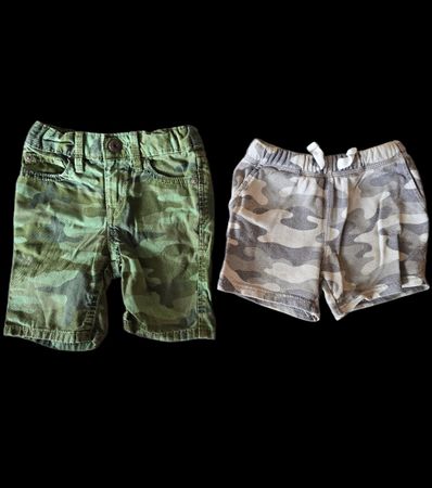 2er Set Baby Gap & Carter's Shorts, Grösse 86