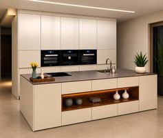 Hochwertige Designküche mit Kochinsel  Miele Geräte