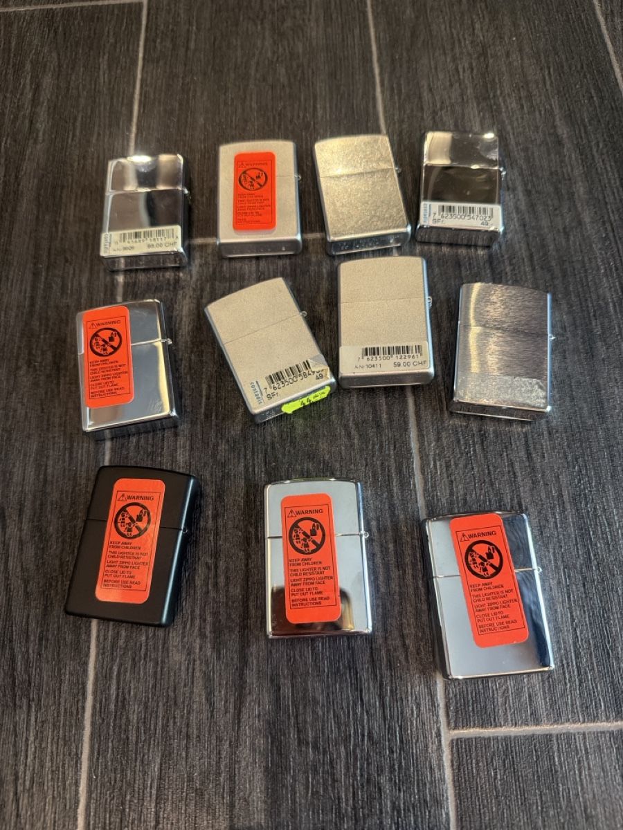 Zippo Feuerzeuge: Zippo lot – Gebraucht aus Schlieren von Luxury.Time 4