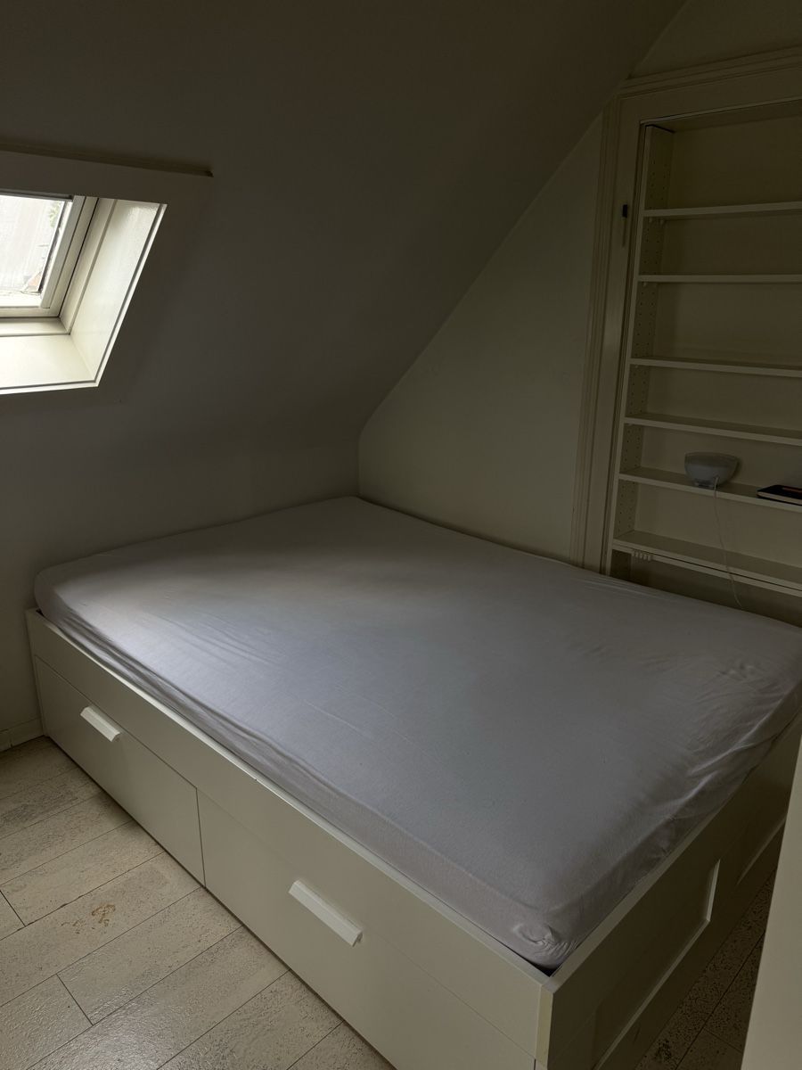 Letti: 140x200 Bett + Matratze + Lattenrost – Usato da Zürich venduto da jak_zj8z 1