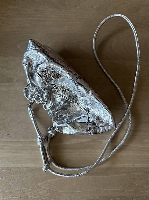 Borse da donna: Silberne Tasche BA&SH Paris – Usato da Glattbrugg venduto da Blogger73