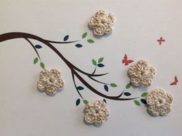 5 Stück Blumen gehäkelt, fleurs crochet, fiori uncinetto 913