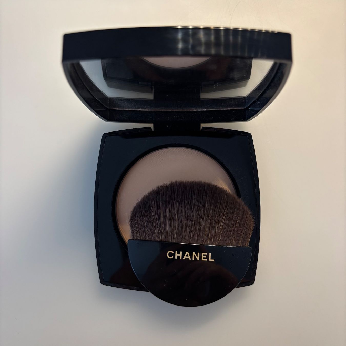 Chanel Make-up: NEU: Chanel Kompakt-Puder – Nuovo (secondo la descrizione) da Hinterkappelen venduto da hex_4vw 7