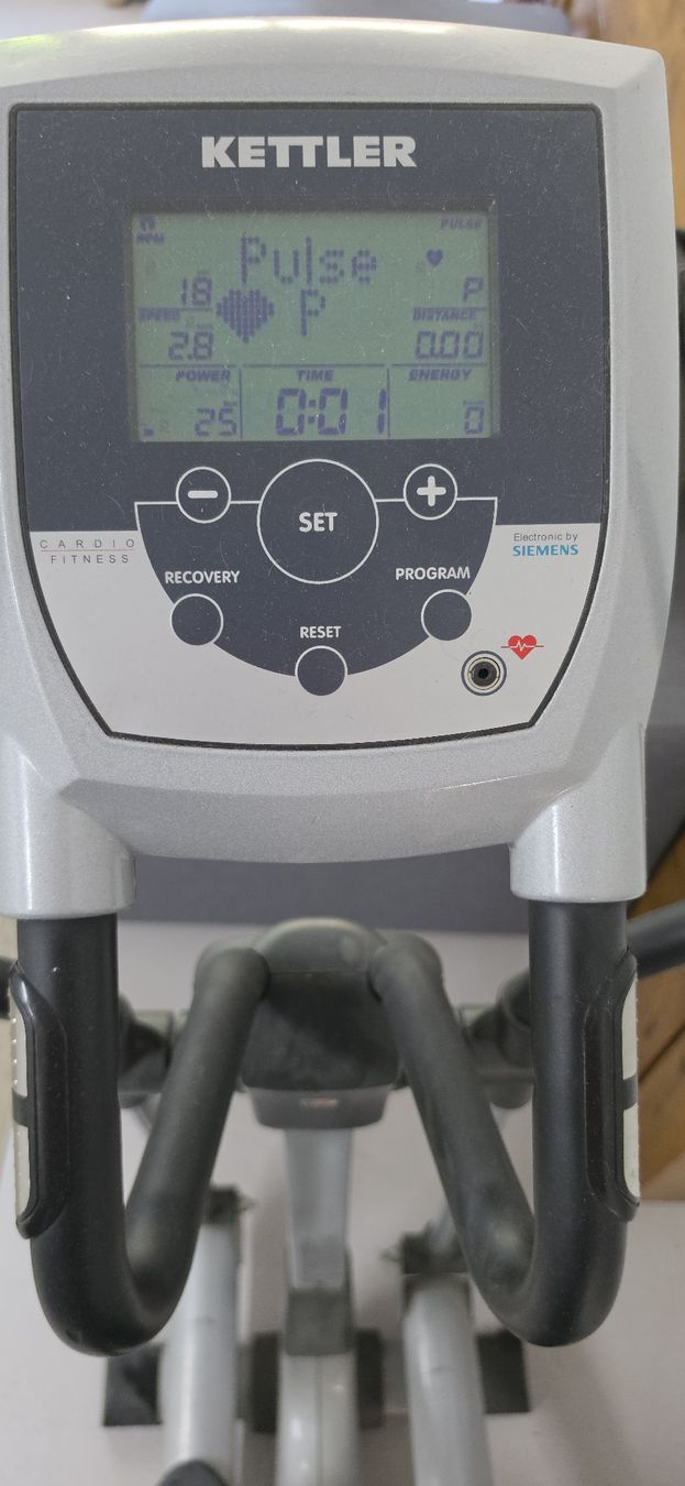 Kettler Vélos d'appartement: Kettler Crosstrainer CTR 3 – D'occasion à Bern par Feuerherd 3