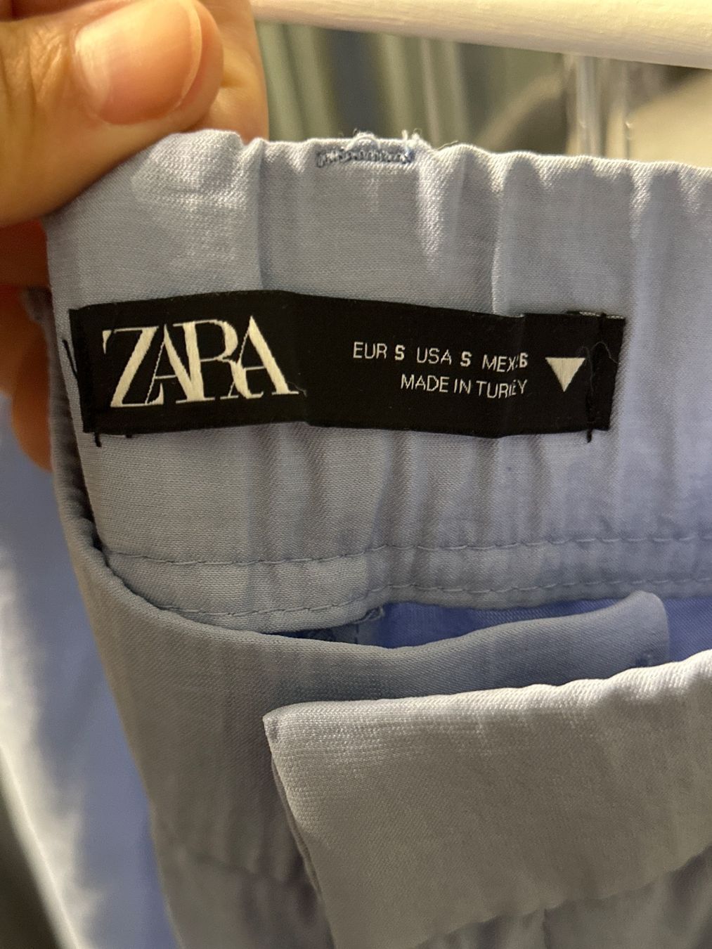 Zara Hosen: Stoffhose der Marke Zara Grösse S – Gebraucht aus Bettwiesen von Relux1 2