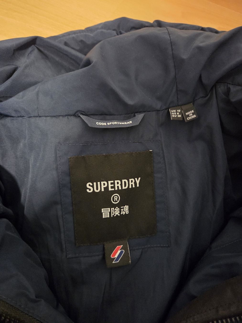 Superdry Giacche: Superdry Winterjacke, dunkelblau, Grösse 38 – Nuovo (secondo la descrizione) da Lenzburg venduto da schimmerli 2