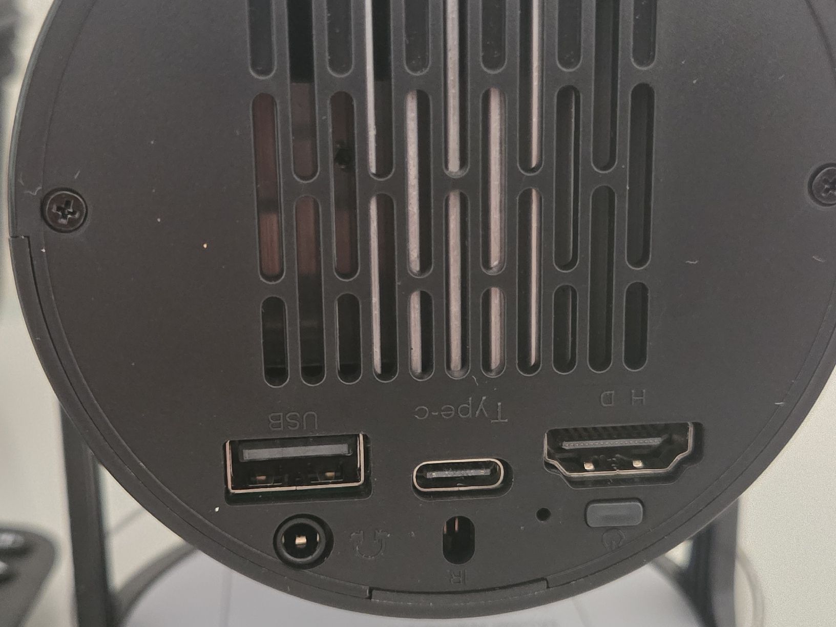 Vidéoprojecteurs: Mini Projektor mit Wifi & Bluetooth – D'occasion à Embrach par Musti20 3