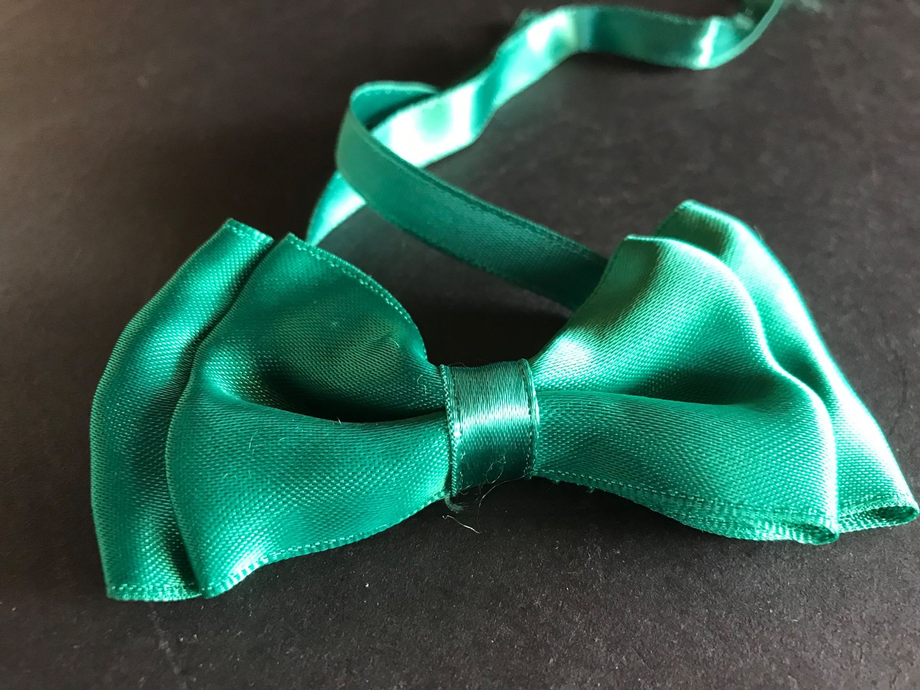 Sonstige Accessoires für Damen: Fliege Schlips Masche Schleife Krawatte pink und mint 2 Stk – Gebraucht aus Däniken SO von allerlei54 1