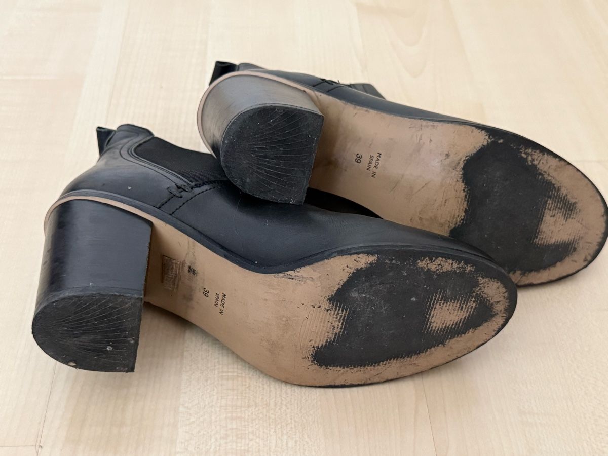 Chaussures femmes: Schwarze Leder-Stiefeletten - Grösse 39 – D'occasion à Neerach par lar_tkp2 4