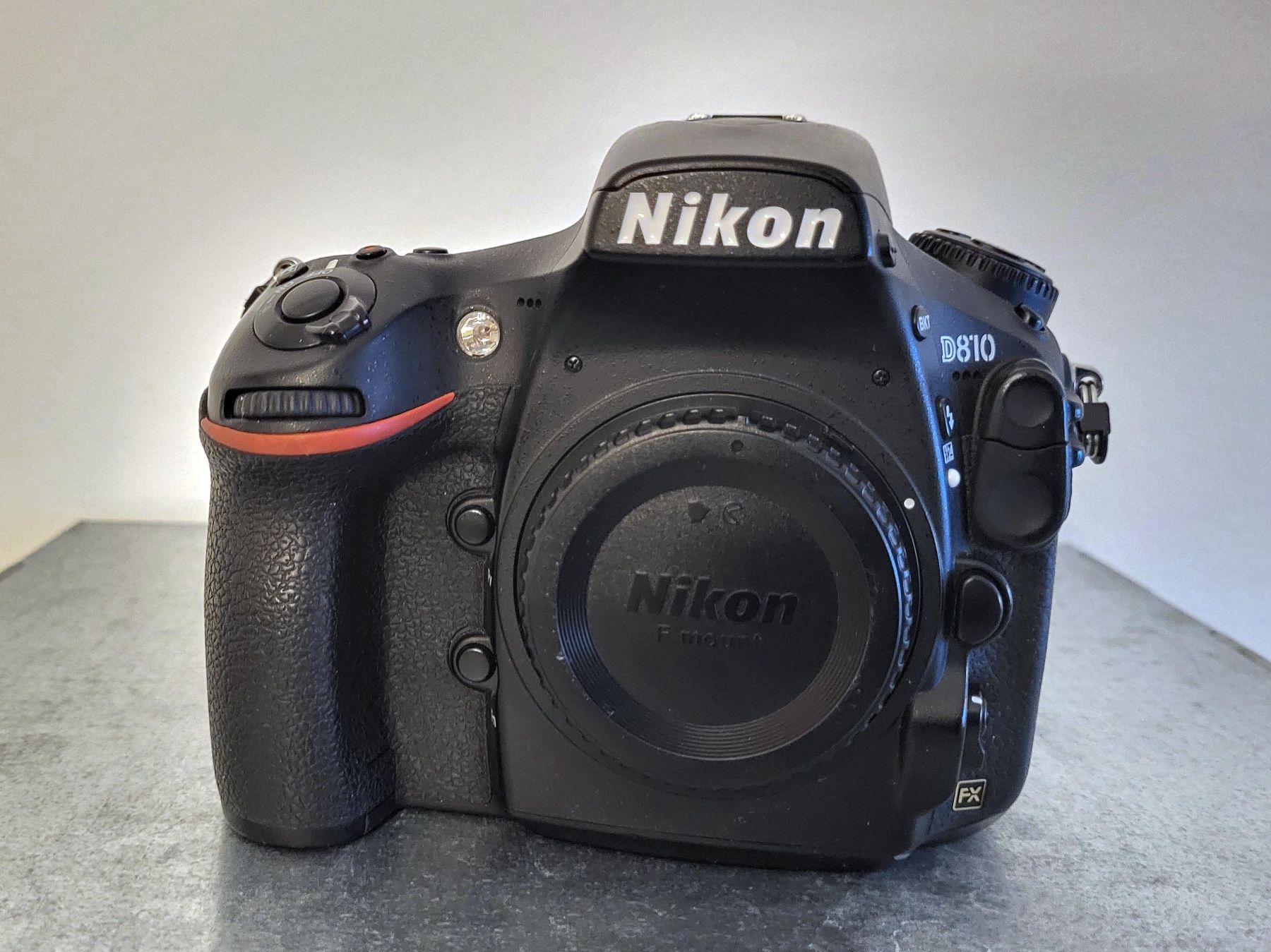 Nikon Fotocamera: Nikon D810 + 1 Akku + Ladegerät + OVP – Usato da Bern venduto da Granar13