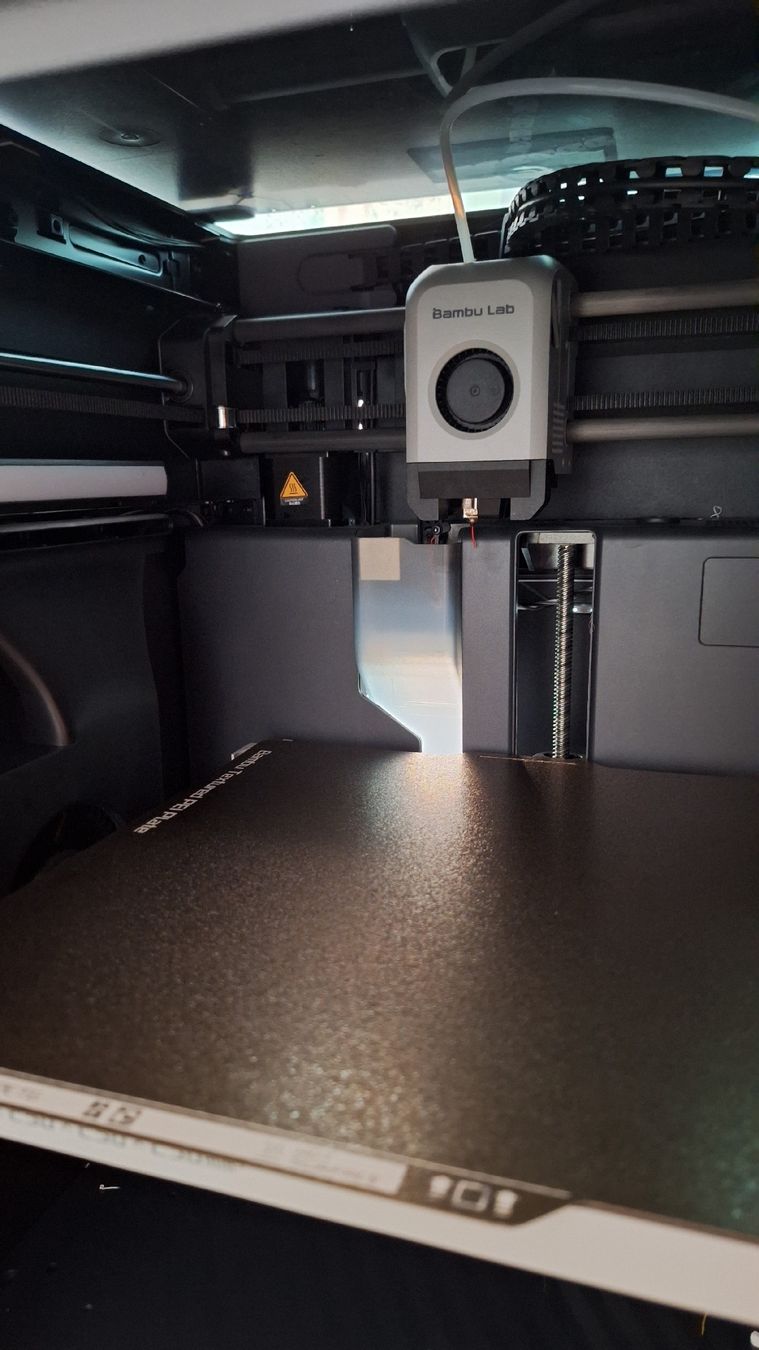 Bambu Lab 3D Drucker: Bambulab P1S AMS – Gebraucht aus Uznach von E.Munz 2