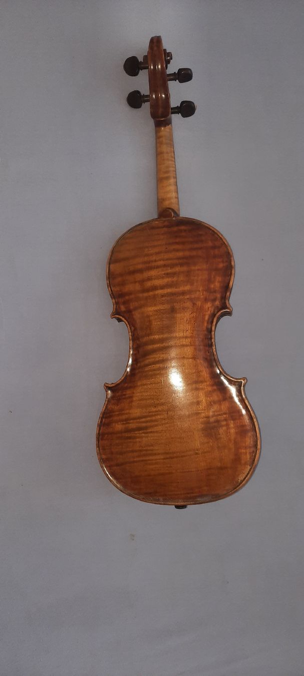 Strumenti musicali: Geige Guarnerius Cremona mitte 18.Jh mit Bogen – Usato da Aarau venduto da dlo_6vxn 1