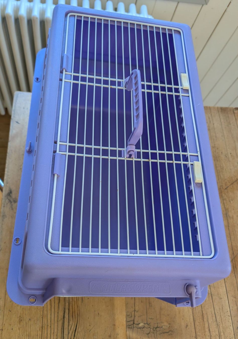Cages, transport & sécurité: Tiertransportbox Lila – D'occasion à Uitikon Waldegg par Biohof 1