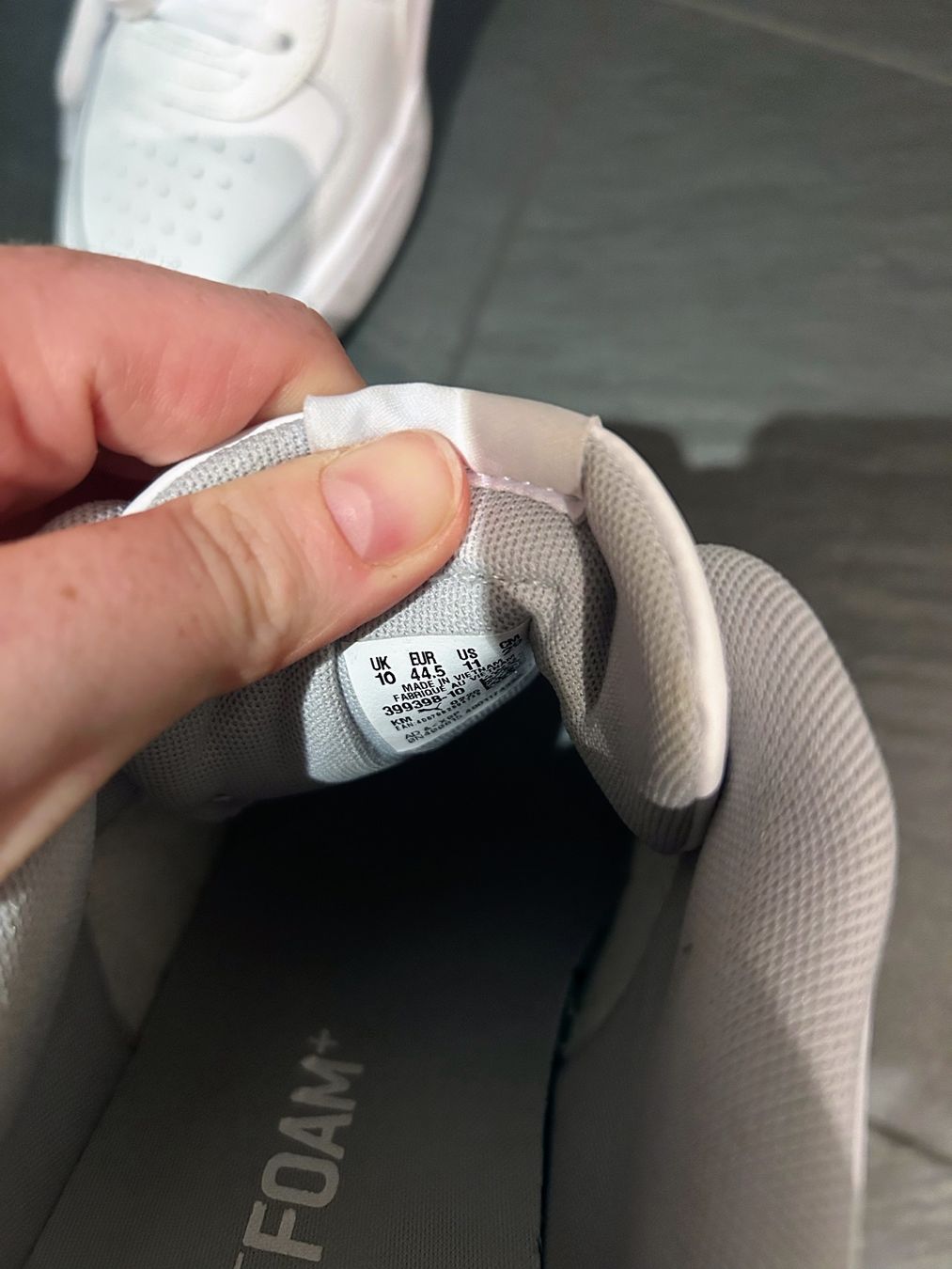 Puma Scarpe da uomo: Puma Sneaker Weiß 44,5 – Nuovo (secondo la descrizione) da Dietikon venduto da Fam.Ahmad 1