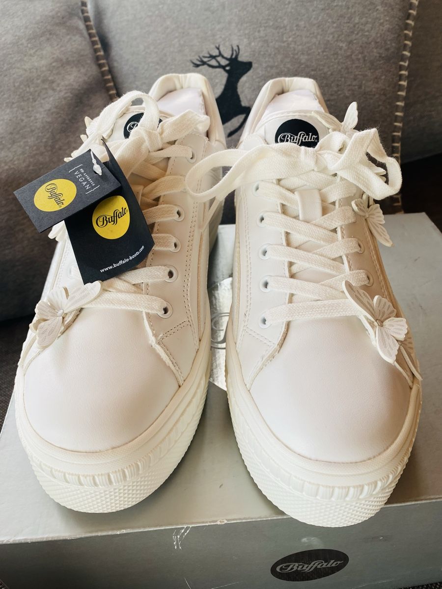 Buffalo Herrenschuhe: Buffalo Schuhe weiss Grösse 41 neu – Neu und originalverpackt aus Gossau ZH von Lia_Chris 1