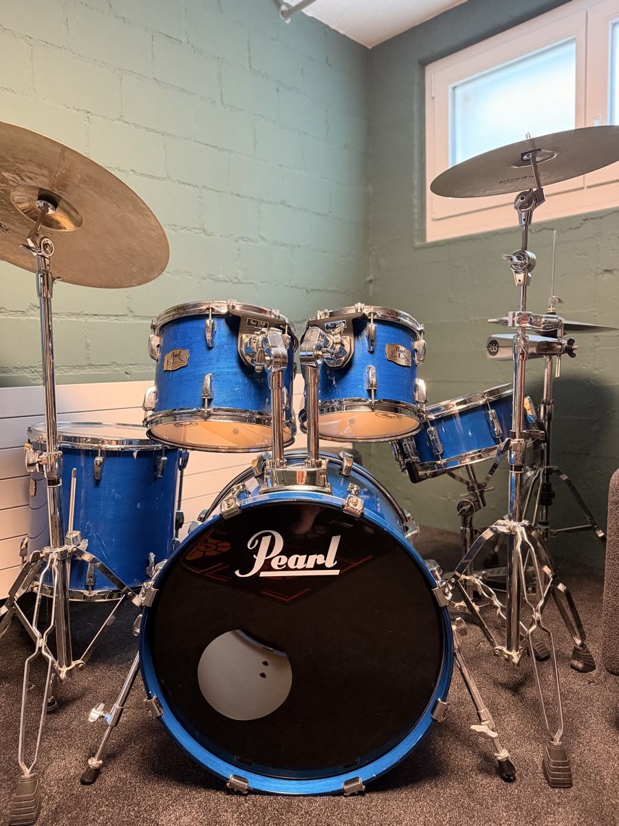 Strumenti musicali: Pearl Schlagzeug – Usato da Gerlafingen venduto da jamesb123