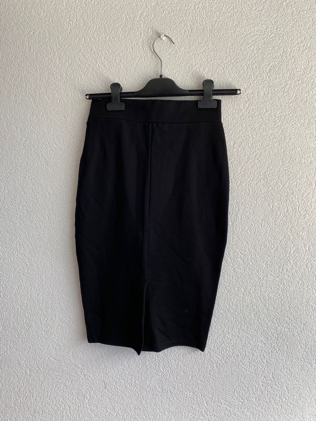 Gonne: Jupe noire crayon – Usato da Montreux venduto da Iza_81199