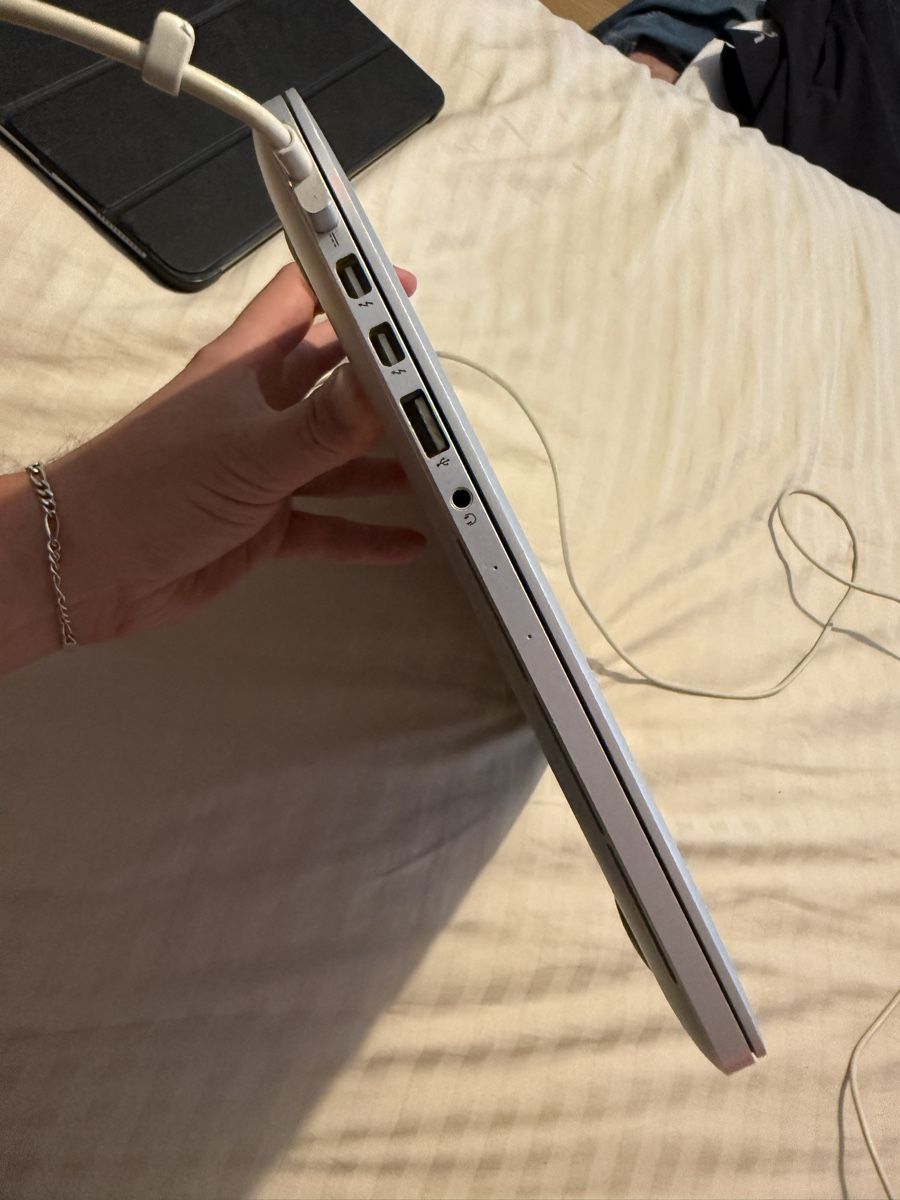 Apple Notebook: Macbook Pro 2015  – Usato da Zürich venduto da pco_s7yn 3