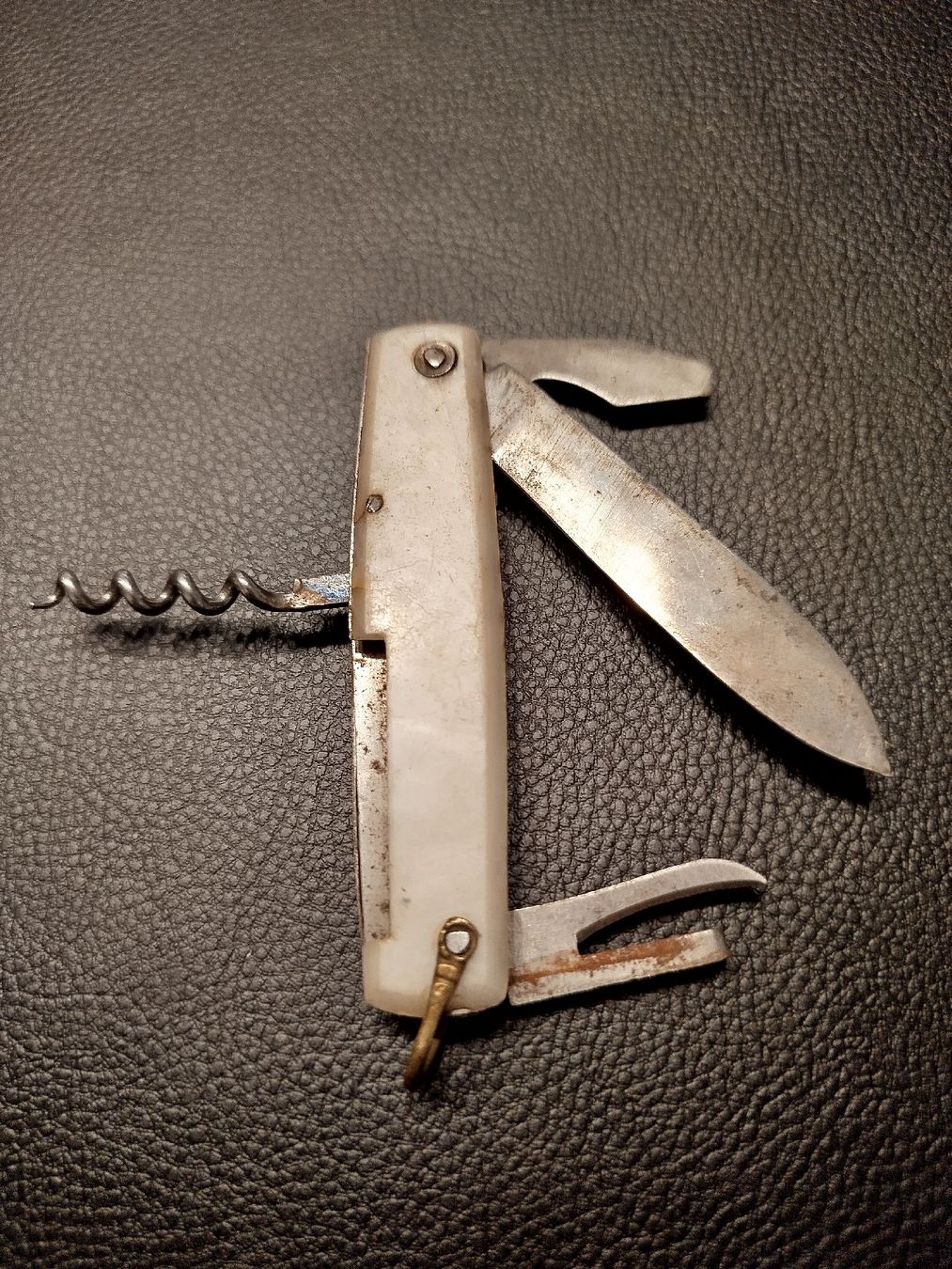 Coltellini militari: Couteau Suisse nacré Pradel – Usato da Genève venduto da Octo-puces 3