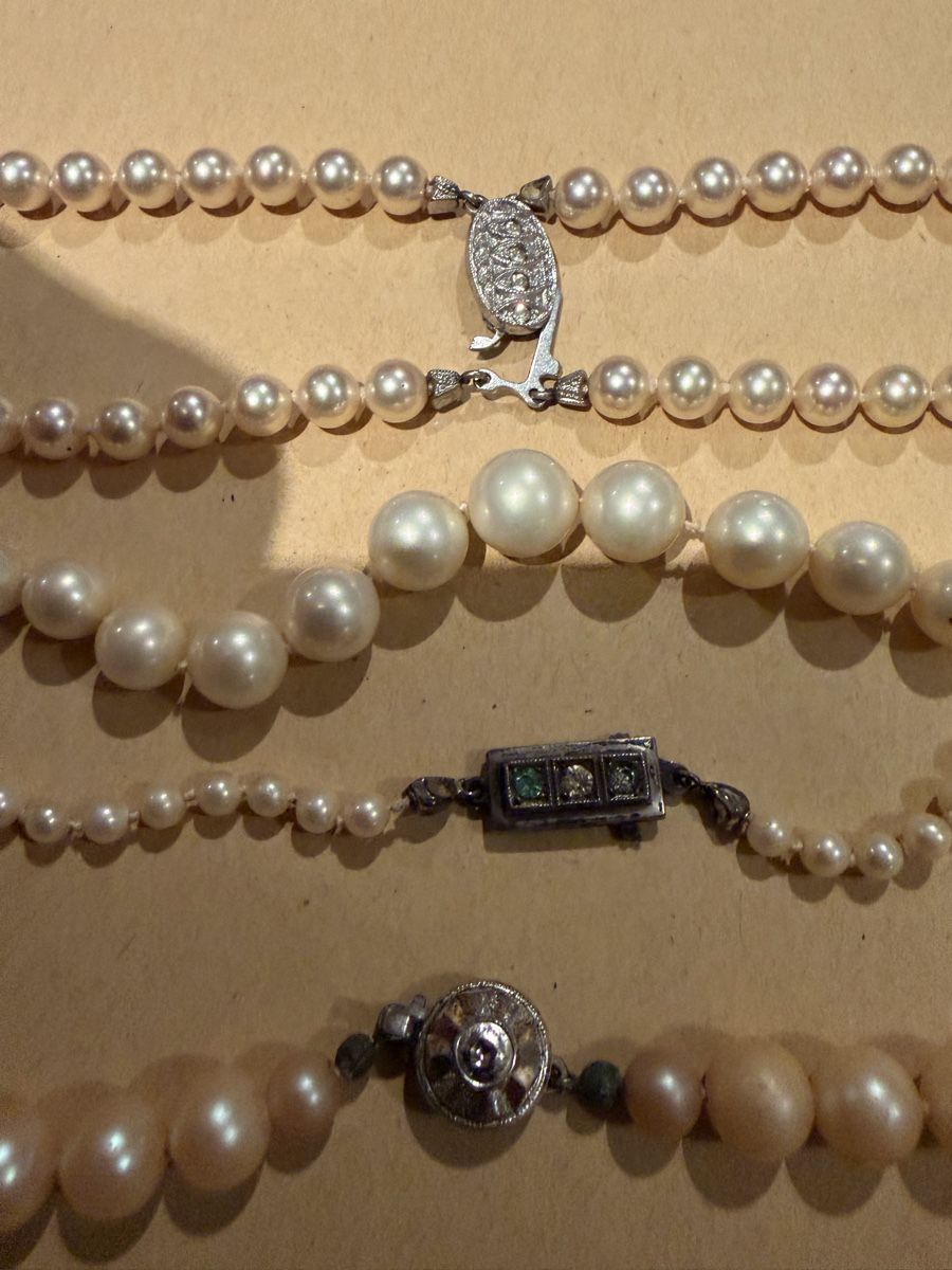 Sonstiger Schmuck: Colliers et bracelet en perles  – Gebraucht aus Echallens von JAR69 5