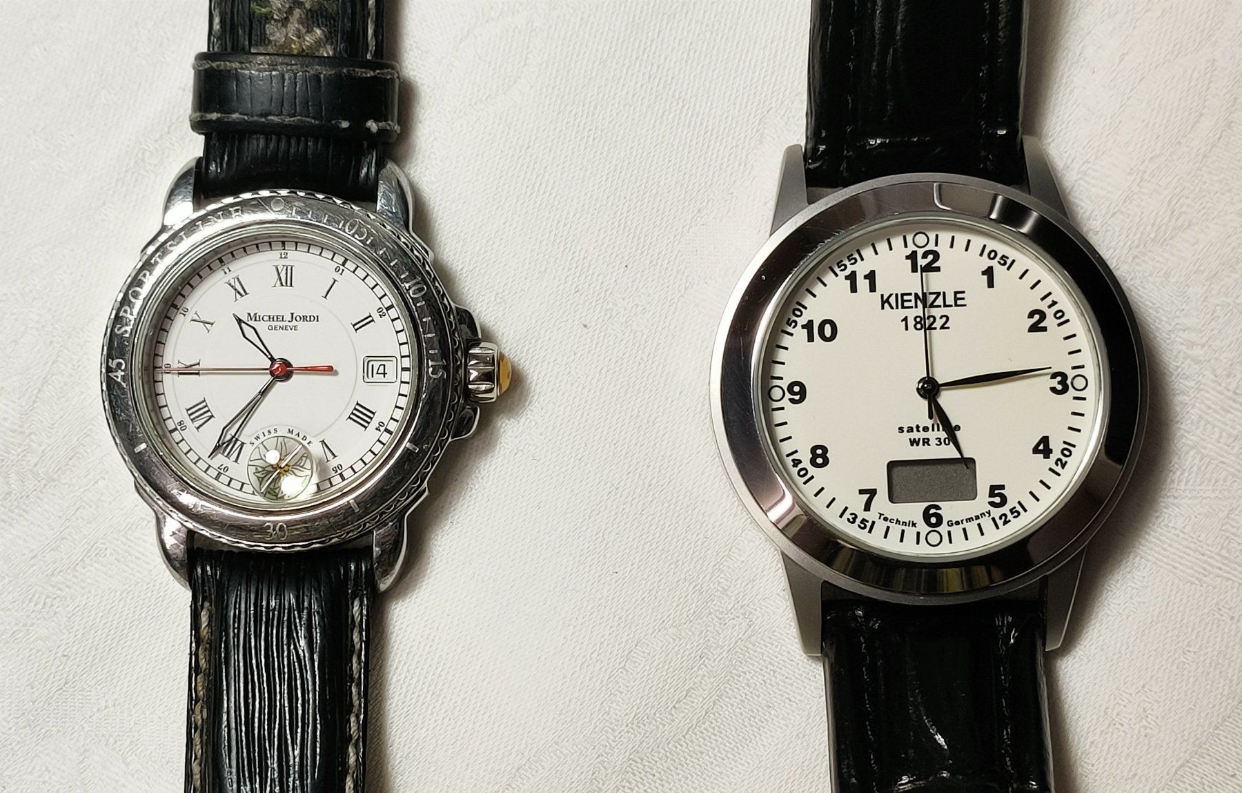 Orologi: Armbanduhren x4 - unisex – Usato da Unterseen venduto da volpissimo 1