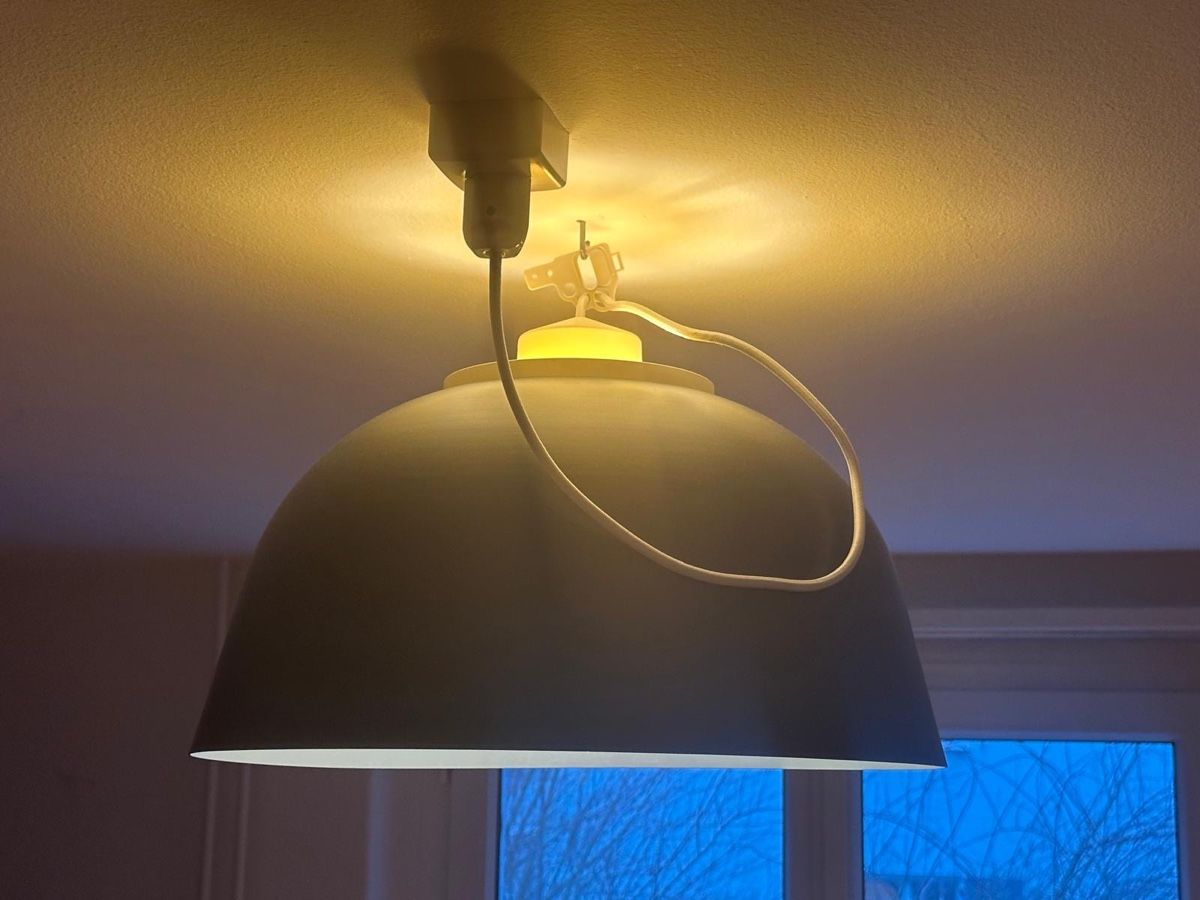 Pfister Lampen: Pfister Camano blau Hängelampe – Gebraucht aus Tagelswangen von Bomu 2