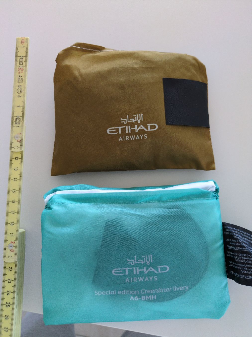 Kosmetikkoffer: 2x Etihad Necessaires – Neu und originalverpackt aus Dübendorf von bluenile80