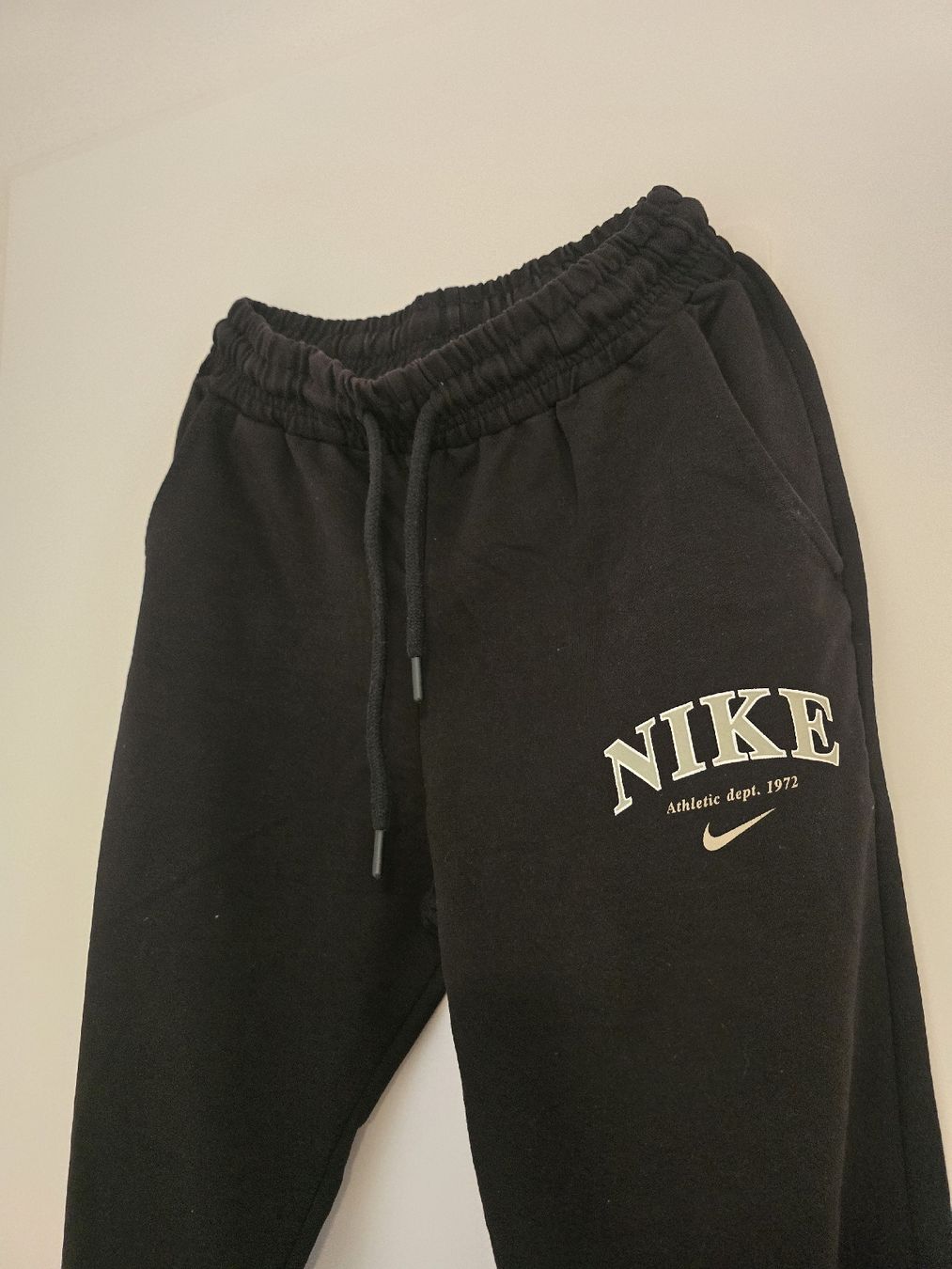 Lotti di vestiti: Lot de vêtements de sport – Nuovo (secondo la descrizione) da Martigny venduto da joanavale 2