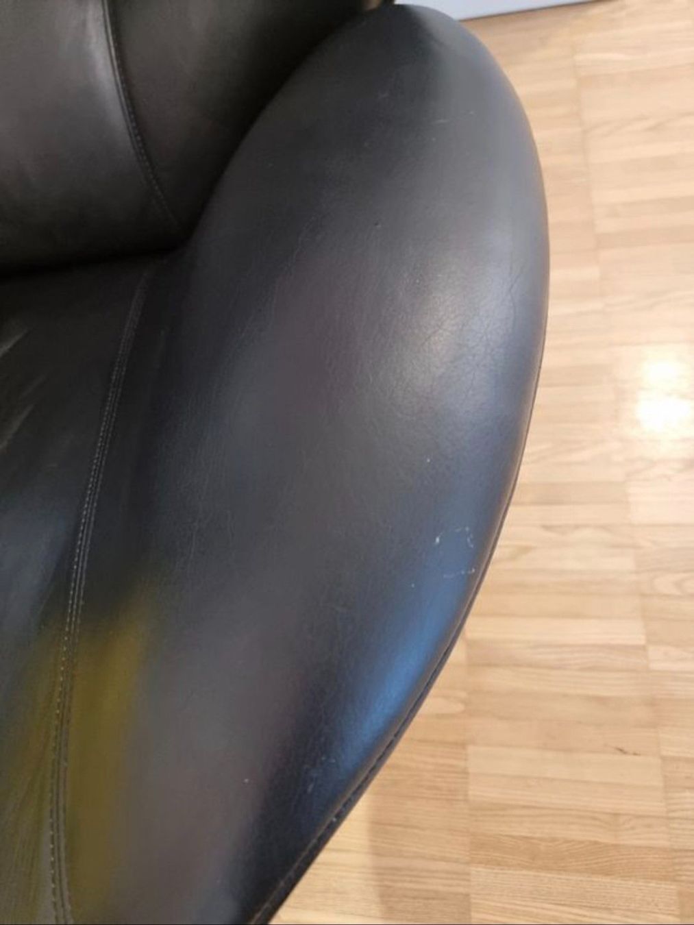 Ligne Roset Poltrone: LIGNE ROSET Sessel mit Hocker – Usato da St. Gallen venduto da CAPYCORP 7