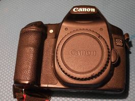 Canon EOS 50D Body und viel Zubehör