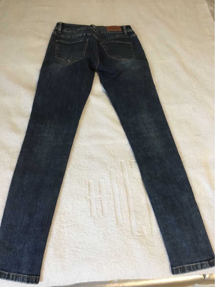 Jeans: Jeans Hose mit glitzernden Sterne – Gebraucht aus Aarau von romiana01 3
