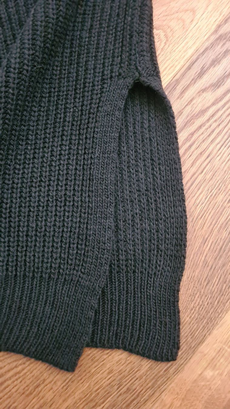 Maglioni & Felpe: Schwarze oversized Strickpullover IMPERIAL Grösse S – Usato da Jona venduto da hen_7fyc 4