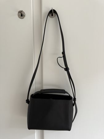 Kleine SchulterTasche - Flattererd