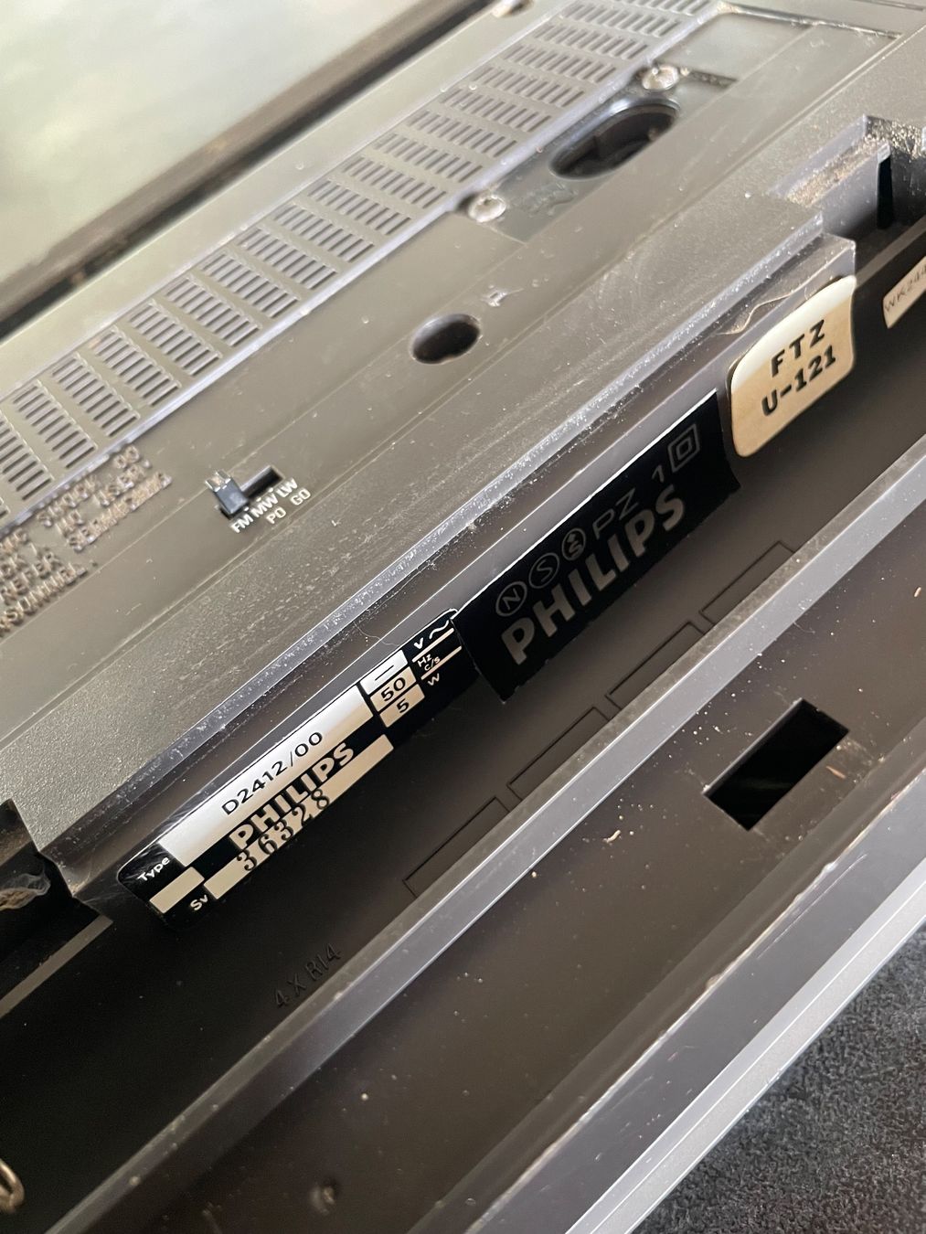 Philips Radio: Radio Vintage Philips Modèle D2412 – Usato da Vallamand venduto da Bricbracbroc82 6