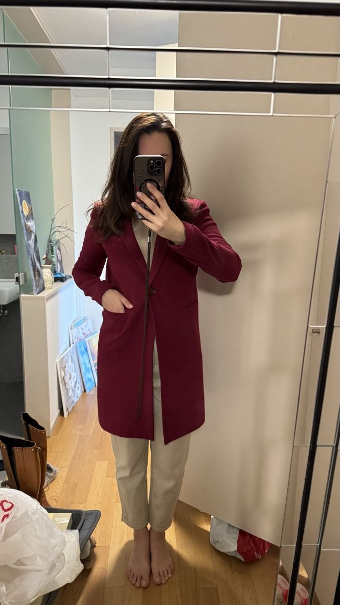 Cappotti: Ladies Coat, Wine Color – Usato da Knonau venduto da yuz_px92 6