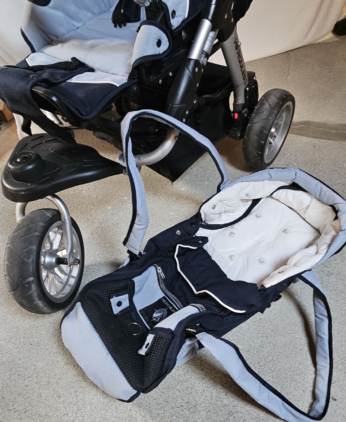 Carrozzine: Herqules Kinderwagen – Usato da Langnau i. E. venduto da gas_6wy5 5