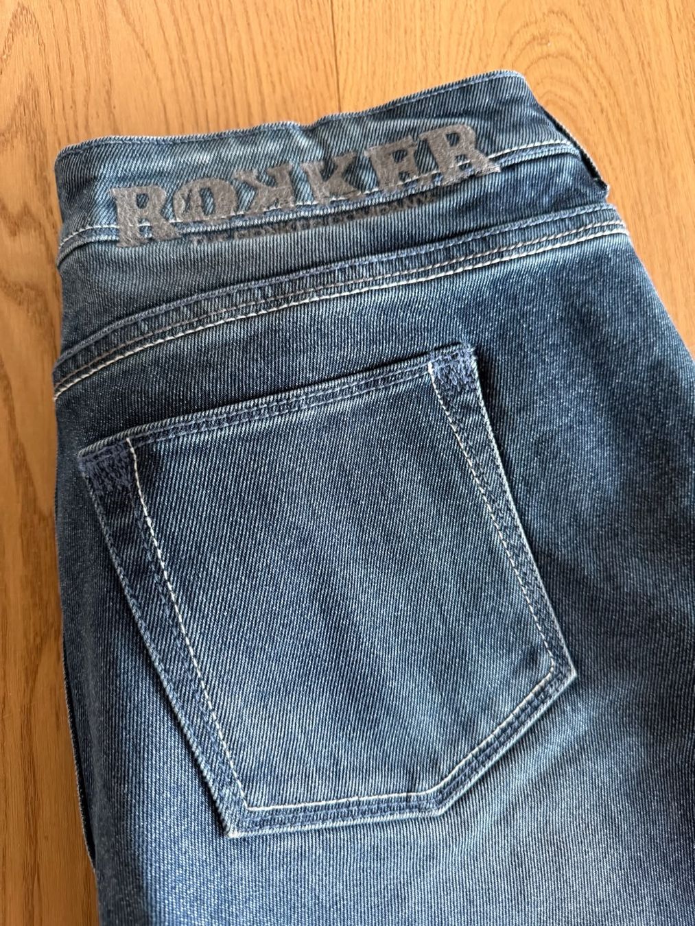 Rokker Jeans: Rokker Motorradjeans – Usato da Kaisten venduto da Swizzerotto