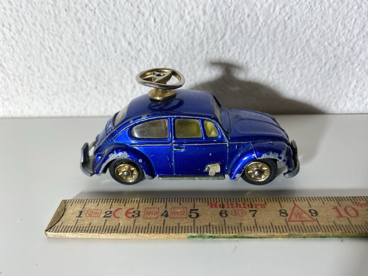Corgi Toys Modellini d'auto: Corgi VW 1300 saloon – Usato da Winterthur venduto da ben_9vxx