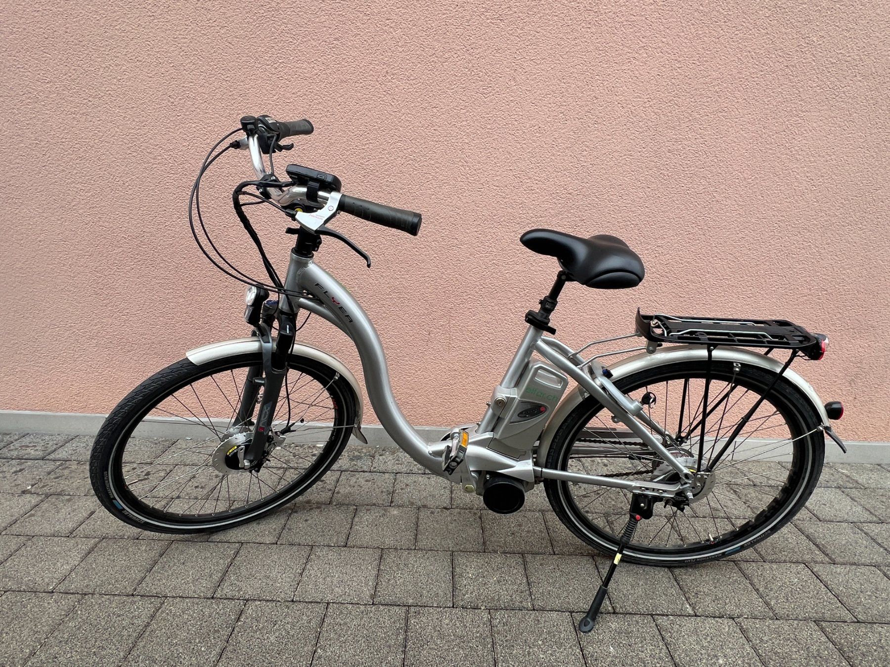 Flyer Vélos: E-Bike Flyer Tiefeinsteiger – D'occasion à Oberentfelden par Bianka1