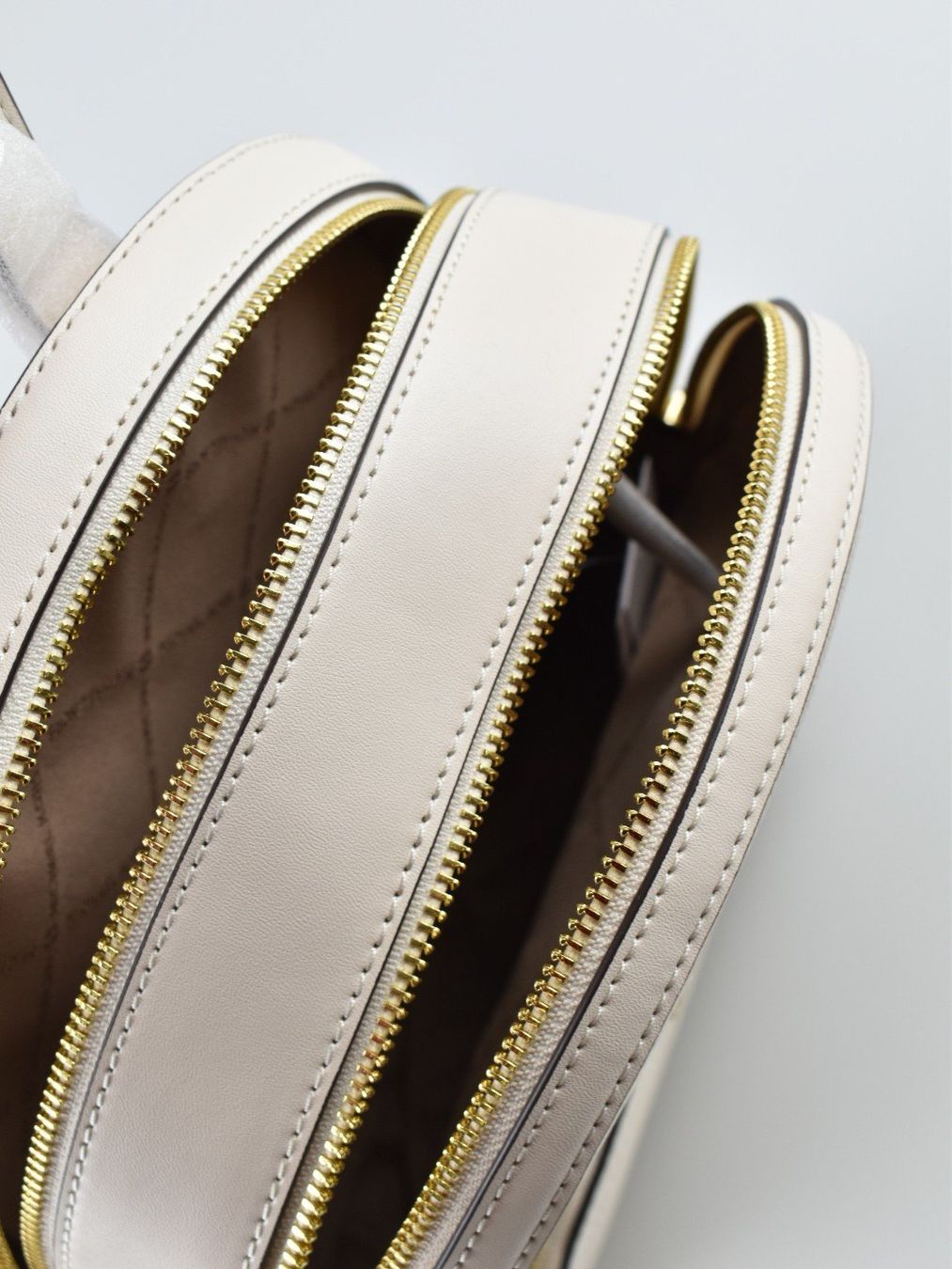 Michael Kors Zaini: Michael Kors Jaycee Rucksack, light creme, neu, Leder – Nuovo (secondo la descrizione) da Nürensdorf venduto da 2ND_STORY 6