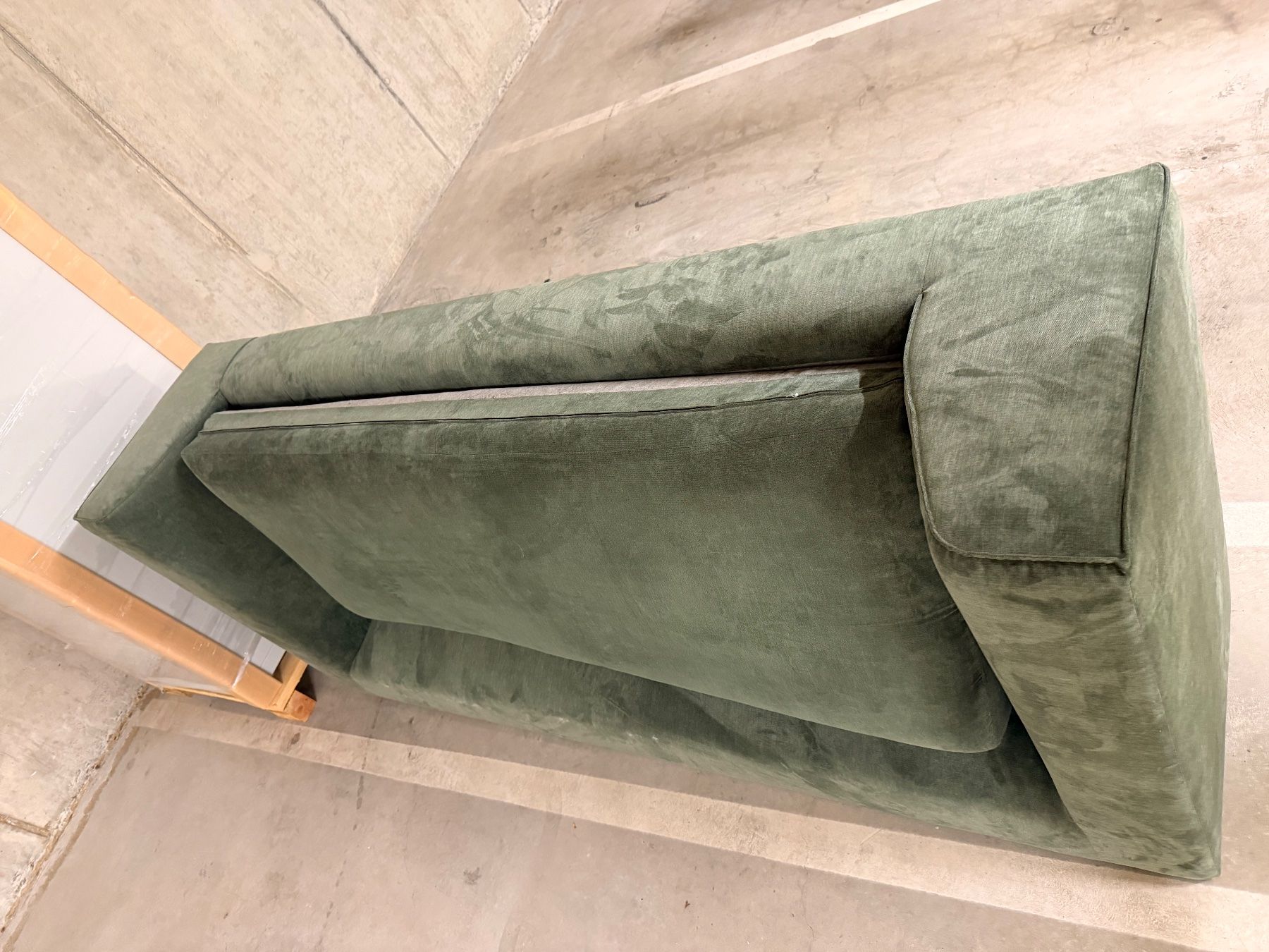 Pfister Sofas: Camaro Sofa Olivgrün – D'occasion à Thun par swissfish98 1